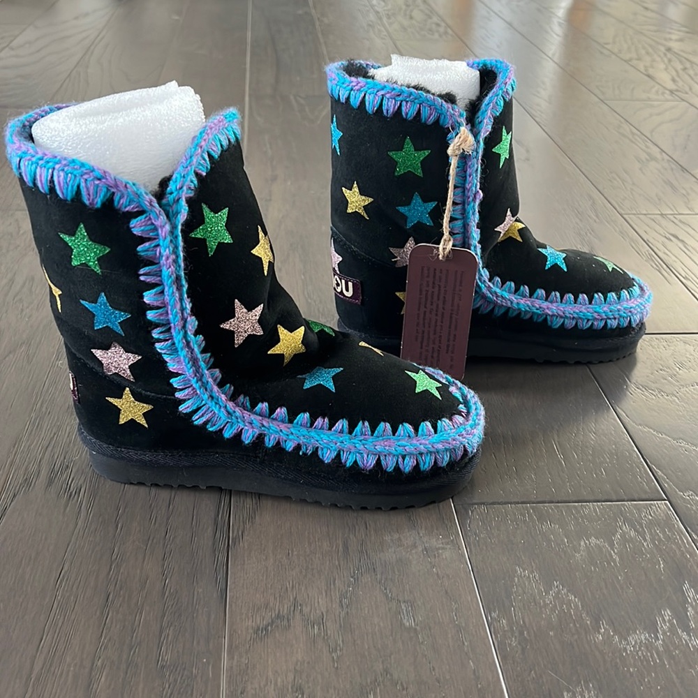 NWT MOU KIDS GLITTER STAR PRINT SLIP ON BOOTS⭐️